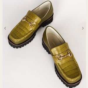 Intentionally Blank HK-2 Olive Croc Loafer